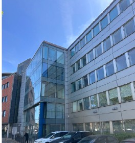 investor profile picture